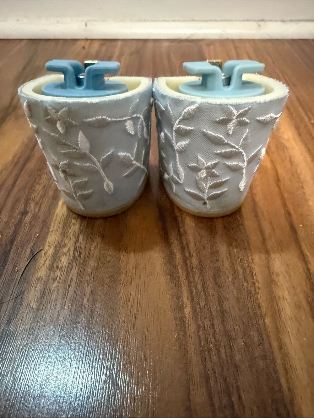 Pashion Footwear Light Blue Embroidered Heel Kit